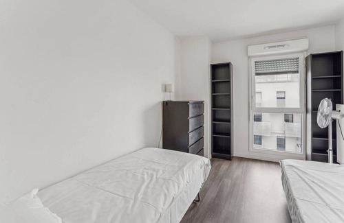 Parc-Nord Apartment | La vue sur La Défense