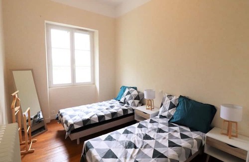 Saint-Etienne-Cantales Cottage | Gite Saint-Étienne-Cantalès, 3 bedrooms, 6 persons