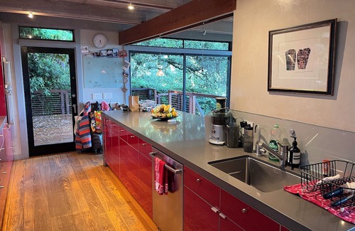 Mill Valley House | Oasis of Peace among the trees with SF views & access to trails and Mill Valley
