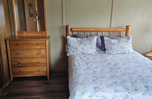 Rapid City House | Martini Hidewa, come enjoy country living.