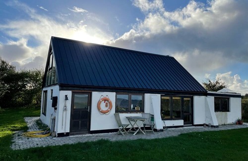 Morsø Municipality House | Charming summer house with a unique view of Dragstrup Vig