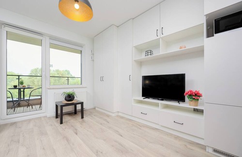 Targowek Apartment | Cosy Studio With Balcony by Renters