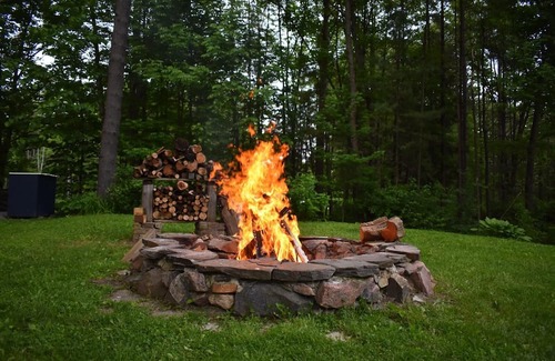 Washago Cottage | Beautiful cottage with river access in Washago