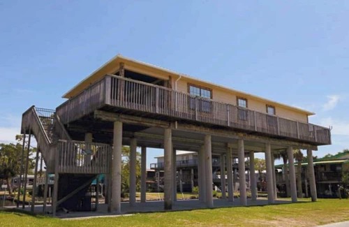 Horseshoe Beach House | The Hidden Treasure 3 Bedroom Canal Front Property in Horseshoe Beach