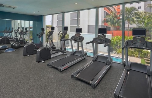 West Little River Apartment | King Room Near CHICA Miami MIA