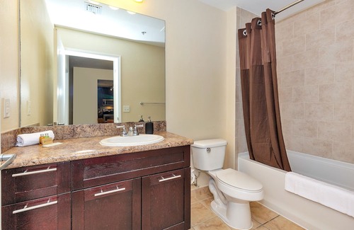 South Miami Apartment | Premium Two Bedroom | Upper Level