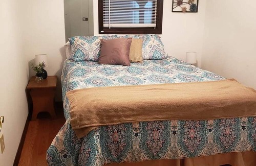 Presque Isle Cabin | Lakeside 3 Bedroom