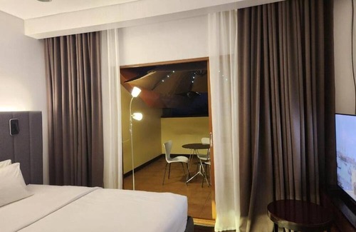 Baguio Apartment | The Forest Lodge at Camp John Hay privately owned unit with parking 535n
