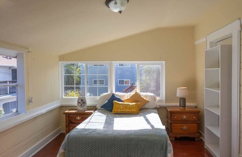 North Berkeley House | Room in Charming House w/ Outdoor Fun