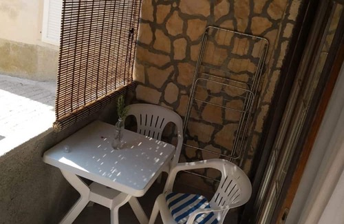 Unije Apartment | Apartment Marragall - 150 m from beach: - Unije (Island Unije), Island Losinj, Croatia