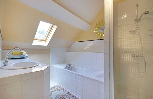 Raizeux House | Homerez - Spacious house for 8 ppl. with terrace at Raizeux