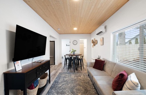 Ponderay House | HOT TUB | Your Basecamp for Exploring North Idaho