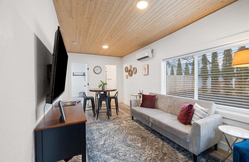 Ponderay House | HOT TUB | Your Basecamp for Exploring North Idaho