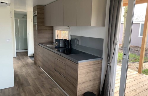Biddinghuizen House | Cottage 4 by Interhome