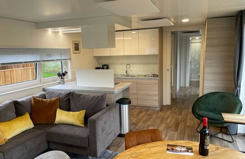 Biddinghuizen House | Cottage 4 by Interhome