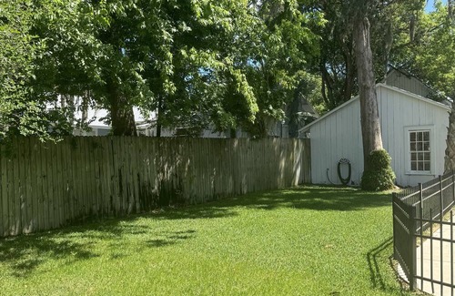Historic District House | Grand Beauty in Historic District! Walking distance to downtown.