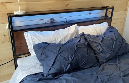 Guelph/Eramosa Cabin | The Celestial Nest tiny home- everything you need to get away