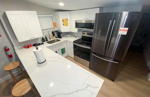 Wynwood Art District House | Unique Miami Art Escape w/ HotTub, Arcade & Murals