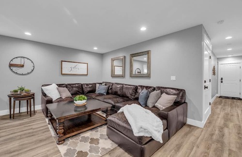 Holladay House | Welcome Home to Your Warm and Cozy Fully Renovated Oasis