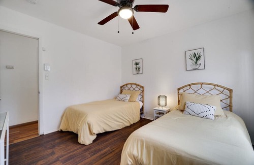 East Stroudsburg House | Tranquil Pocono Retreat with Pool & Lake Access | 3BR/2BA Sleeps 6