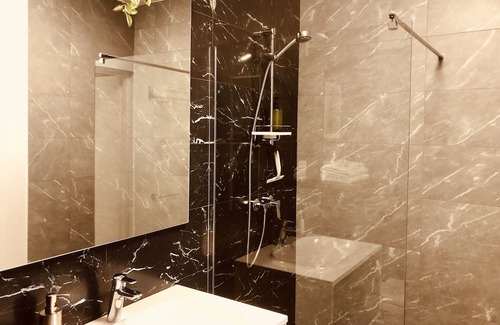 Cluj-Napoca Apartment | Brand new centrally-located place, with free parking.