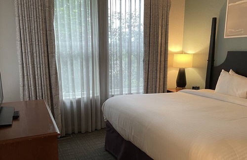 Boyne Falls Resort | 🌞3-4 Night LaborDay weekend. 2BR 2Bath, kitchen, living & dining room. Sleep 6.