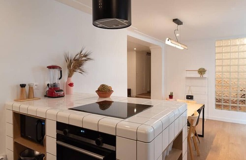 Belleville Apartment | Designer loft in artistic and bohemian Paris