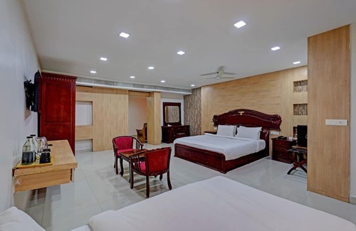 Madurai Hotel | Palette - Hotel Heritage Residency