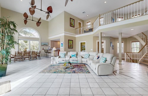 Sugarloaf Key House | Dog-friendly oceanfront house with pool & beach access - short drive to Key West