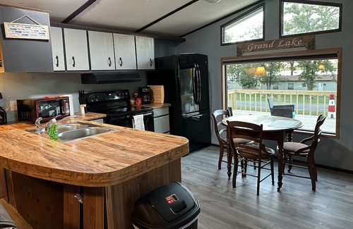 Afton Apartment | New! On Grand Lake DeckView! At Red Arrow Marina. No cleaning fee! Comfy2bed/2Ba