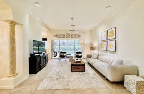 Willoughby Acres House | All Inclusive Rate! Modern 3/2 w Pool & Spa in N Naples Delasol Gated Community