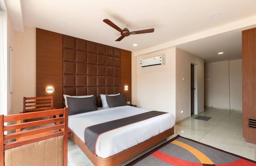 Rajkot Hotel | Collection O Hotel Simran Raghuveer Para