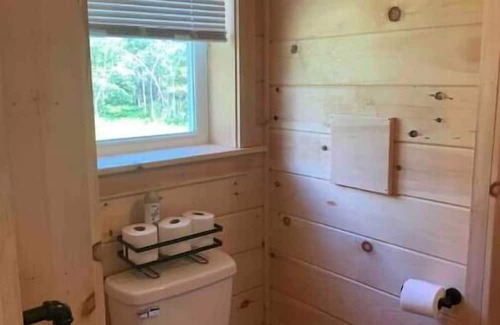 Palmyra Cabin | Simple cabin with ample parking