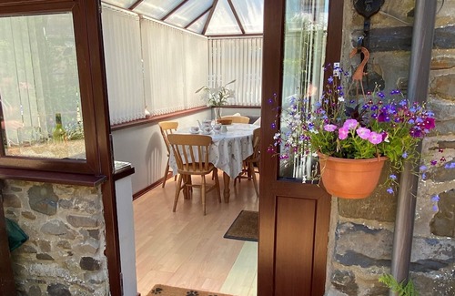 Llandyssiliogogo Cottage | Old Stable Cottage, Nanternis