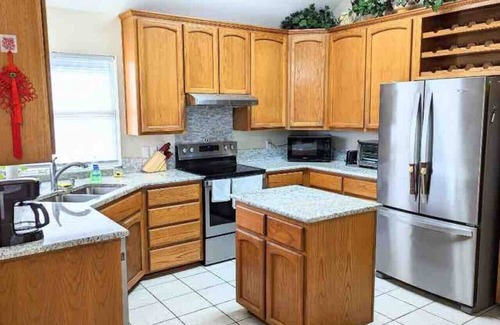 Temple House | ★NEW★ A Respite Escape- 3 BDR 2 BTR Home of Temple