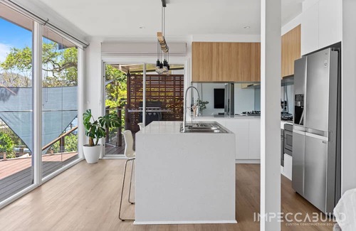 Central Coast Council House | Discover Your Riverside Retreat: Modern Comforts, Private Jetty, & Scenic Views!