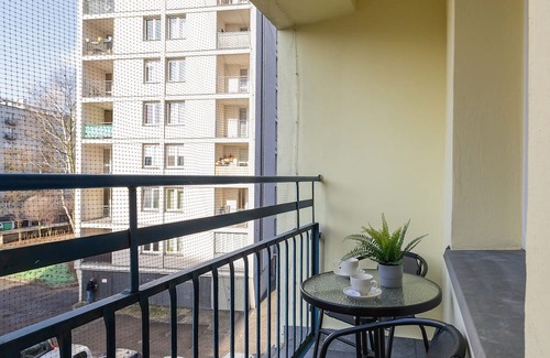 Katowice Apartment | Studio With Desk in Katowice by Renters