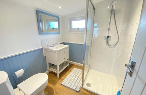 Bouvet Island House | Newly refurbished two bed chalet with spectacular sea views over Whitsand Bay.
