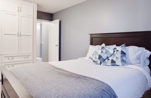 Eau Claire Condo | Downtown Gem w/ Parking and Wifi near Tower!