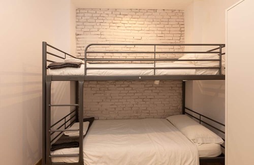 El Raval Apartment | Nice renovated apartment near Ramblas with wifi