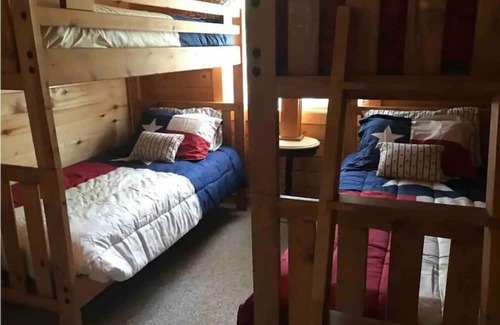 Pagosa Springs Cabin | Cabin located in the Upper Blanco Basin with AMAZING Mountain Views 30 NIGHT MIN