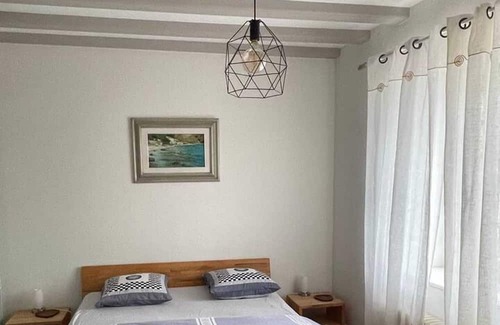 Chavornay House | Homerez - Spacious house for 5 ppl. with terrace at Chavornay