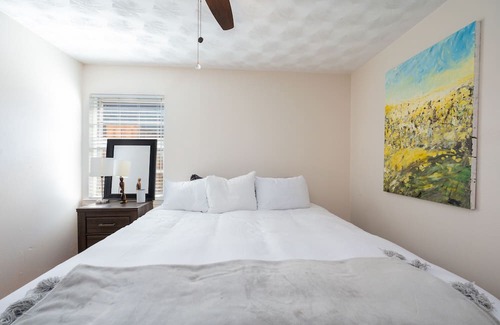 Farmers Branch House | Sunny, Spacious, Perfectly Located Home in Lovely Farmers Branch