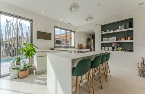 Eysines House | Maison de Ville Avec Piscine, Eysines