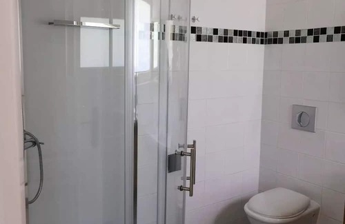 Saint-Antonin Noble Val House | Flower Camping les Gorges de l'Aveyron * - The Gite (2 bedrooms) 5 people