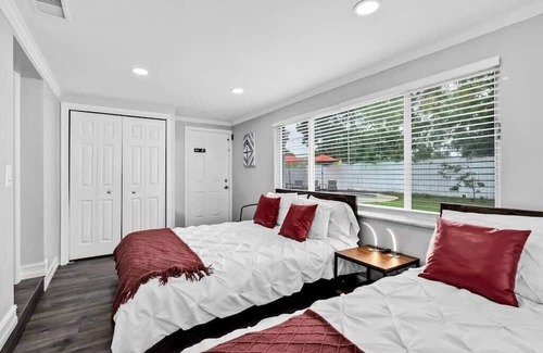 Boulevard Heights House | Southern Charm: Spacious 4BR Retreat with Pool