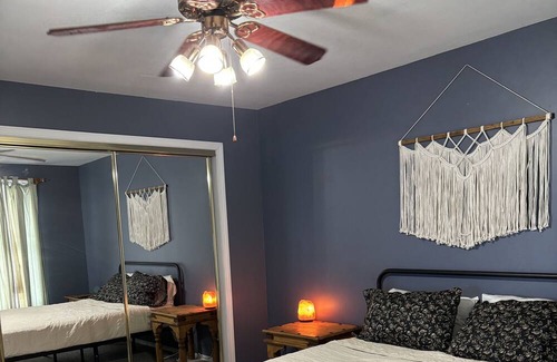 Antioch House | Highland Hideaway chain O’ lakes home