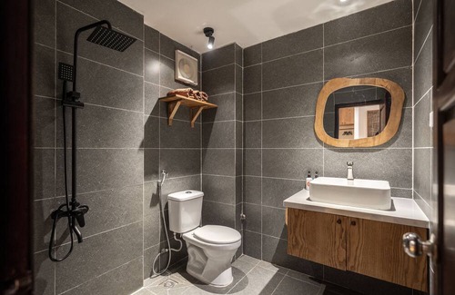 Trang Tien Apartment | HOME KEY Hanoi Center with Private Pool