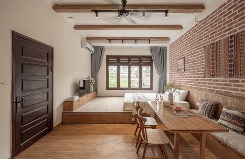 Trang Tien Apartment | HOME KEY Hanoi Center with Private Pool
