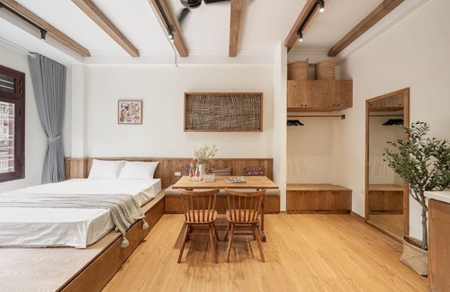 Trang Tien Apartment | HOME KEY Hanoi Center with Private Pool